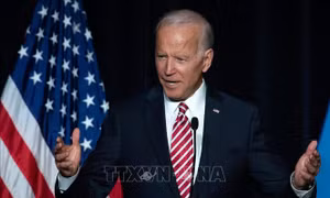 Tổng thống Trump lo ngại có thể bị ứng cử viên Biden đánh bại