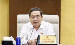 Chủ tịch Quốc hội Trần Thanh Mẫn ký chứng thực 9 nghị quyết của Quốc hội khóa XVI