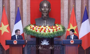 Chiến dịch 'marathon ngoại giao' 