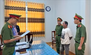 Bắt nhóm đối tượng lừa bán đất dự án Sân bay Quốc tế Phú Quốc 