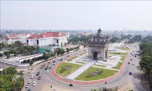 Patouxay - Biểu tượng chiến thắng và niềm tự hào của người dân Lào