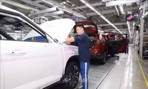 Cung vượt cầu - thị trường ô tô giảm giá kỷ lục