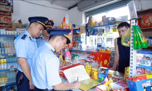Siết chặt kiểm tra, ngăn chặn thuốc lá nhập lậu
