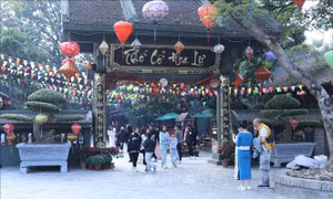  Xuân về trên đất Cố đô