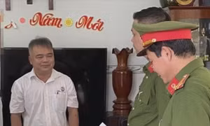 Khởi tố nguyên chủ tịch và kế toán UBND phường ở Đồng Nai