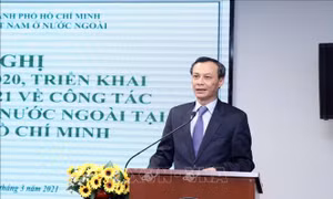 Đại sứ Lương Thanh Nghị: Tình dân tộc, nghĩa đồng bào tỏa sáng