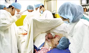 Mỗi năm dân số Hà Nội tăng tương đương 1 huyện lớn 