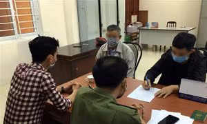 Triệu tập 4 học sinh lớp 10 vì làm giả văn bản của Chủ tịch UBND tỉnh về COVID-19