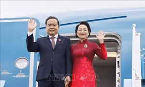 Chủ tịch Quốc hội Trần Thanh Mẫn và Phu nhân lên đường thăm chính thức Hàn Quốc, Mông Cổ