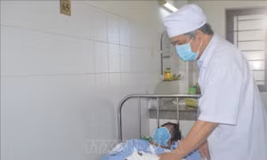 Cần Thơ: Nối thành công bàn tay bị đứt lìa