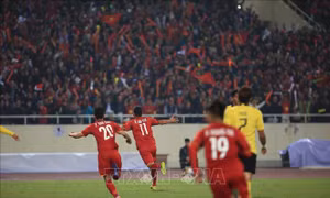 Những hình ảnh ấn tượng trong trận chung kết lượt về AFF Suzuki Cup 2018