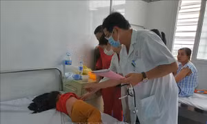 Cảnh báo bệnh tay chân miệng gia tăng nhanh ở ĐBSCL