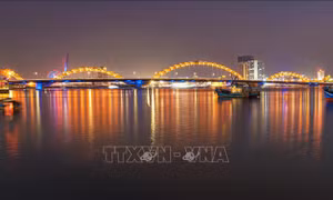 Đến Đà Nẵng thưởng thức cầu Rồng phun nước, phun lửa và quay nhịp cầu Sông Hàn 