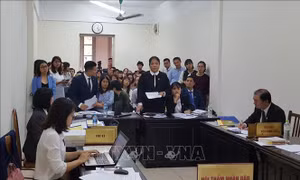 Hòa giải vụ tranh chấp vở diễn 'Ngày xưa'