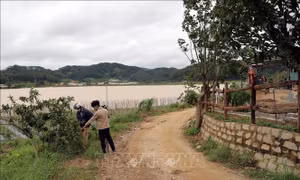 Trở lại hồ thủy lợi Próh sau 4 tháng