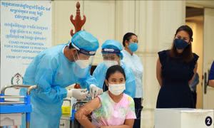  82% dân số Campuchia đã tiêm ít nhất một liều vaccine