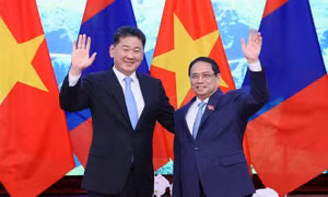 Thủ tướng Chính phủ Phạm Minh Chính hội kiến Tổng thống Mông Cổ