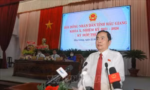 Đồng chí Trần Thanh Mẫn dự kỳ họp thứ nhất HĐND tỉnh Hậu Giang