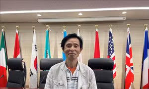 Thí sinh người Nhật Bản 80 tuổi vẫn dự thi năng lực tiếng Việt