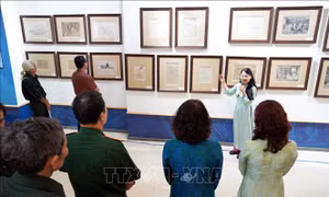 'Miền Ký ức' tái hiện tuyến lửa Vĩnh Linh qua nét ký họa