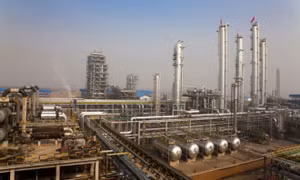 Tập đoàn dầu khí Ấn Độ hạn chế nhập khẩu dầu thô của Venezuela do sức ép từ Mỹ