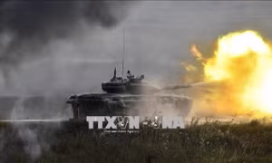 Ấn Độ tăng cường sản xuất xe tăng T-90 theo nhượng quyền của Nga