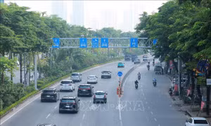 Hà Nội: Phân luồng từ xa trên tuyến đường Võ Chí Công