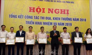 Chú trọng việc khen thưởng, động viên, khích lệ những người lao động trực tiếp