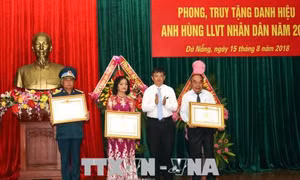 Trao tặng, truy tặng danh hiệu Anh hùng Lực lượng vũ trang nhân dân cho 3 cá nhân