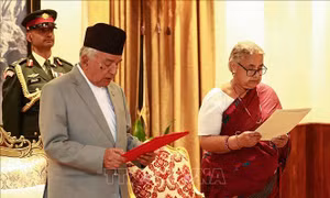Lãnh đạo lâm thời Nepal cam kết chống tham nhũng