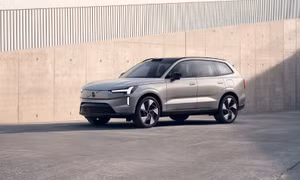 Volvo ra mắt mẫu xe mới, hướng tới tương lai xe điện