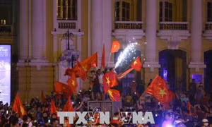 Triệu con tim chung nhịp đập mừng chiến thắng tuyển Olympic Việt Nam