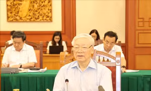 Bộ Chính trị làm việc với Ban Thường vụ Thành ủy Thành phố Hồ Chí Minh