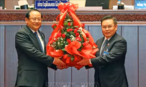 Lào có Thủ tướng mới