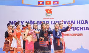 Thế hệ trẻ - cầu nối tích cực trong quan hệ hữu nghị Việt Nam - Lào - Campuchia