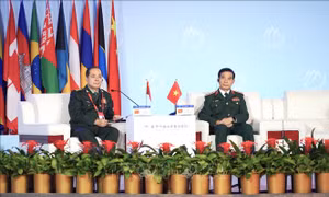 Đoàn đại biểu cấp cao Bộ Quốc phòng Việt Nam tham dự Diễn đàn Hương Sơn Bắc Kinh 