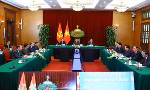 Hai Đảng, hai Nhà nước luôn coi trọng và dành ưu tiên hàng đầu cho mối quan hệ Việt Nam - Campuchia