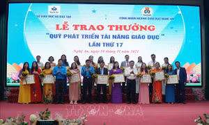 Nghệ An vinh danh các thầy, cô giáo xuất sắc
