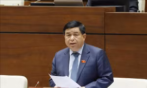 Bộ trưởng Nguyễn Chí Dũng ủng hộ việc nới bội chi và nợ công để có gói hỗ trợ đủ lớn phục hồi nền kinh tế