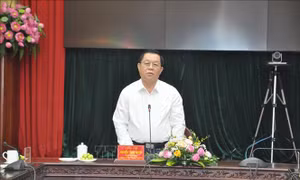 Đoàn kiểm tra của Ban Bí thư làm việc với Thường vụ Tỉnh ủy Hưng Yên