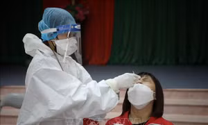 Nhiều học sinh mắc COVID-19, TP Bắc Giang tạm dừng cho học sinh đến trường