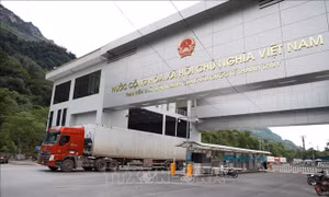 Cải cách, hiện đại hóa hải quan tại cửa khẩu quốc tế Thanh Thủy