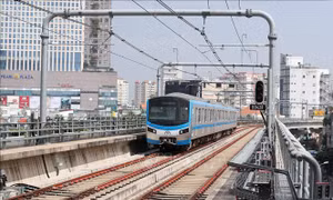 Metro Bến Thành - Suối Tiên dừng chạy tàu hơn 30 phút do vấn đề kỹ thuật