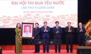 Cần thiết lập cơ chế khen thưởng nhanh, không đợi tổng kết