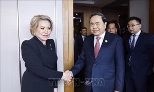 Chủ tịch Quốc hội Trần Thanh Mẫn hội kiến Chủ tịch Hội đồng Liên bang Nga