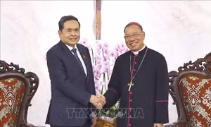 Chủ tịch Quốc hội Trần Thanh Mẫn chúc mừng Tổng Giáo phận Hà Nội dịp Lễ Phục sinh 2026