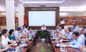 Định vị đúng chính quyền địa phương 2 cấp