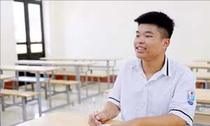 Dẫn đầu kỳ thi tốt nghiệp nhờ tinh thần tự giác, nỗ lực 