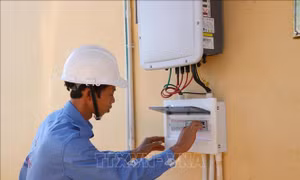 Sử dụng hệ thống điện mặt trời tại trường tiểu học ở Đắk Nông