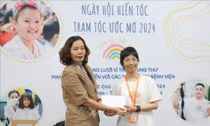 Trạm tóc ước mơ: Mang niềm tin và hy vọng đến với bệnh nhi ung thư